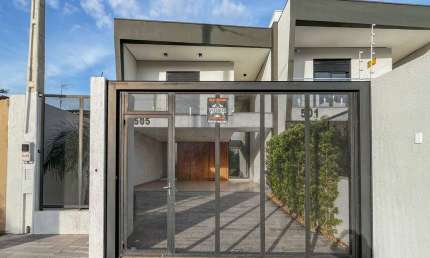 Casa à venda 3 Quartos, 3 Suites, 2 Vagas, 150M², Jardim Mauá, Novo Hamburgo - RS