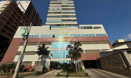 Apto com 3 dormitórios, varanda gourmet e com 112m².