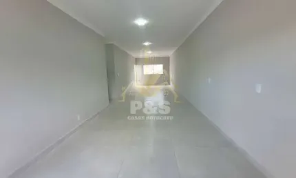 Casa com 3 dormitórios, recém construída, terreno de 250 m2