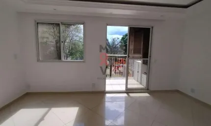 Apartamento para Venda em Guarulhos, Vila das Bandeiras, 3 dormitórios, 1 suíte, 1 banheiro, 1 vaga
