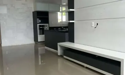 &lt;p&gt;Descubra o conforto e a exclusividade de morar em uma casa de condomínio no Jardim Residencial Viena, em Indaiatuba. Esta charmosa residência oferece 155m² de área útil, distribuídos de manei