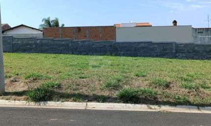 Terreno a venda no Condominio Parque dos Pinheiros I em Sao Carlos
