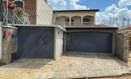Casa a venda com 4 dormitorios e churrasqueira na Vila Brasilia em Sao Carlos