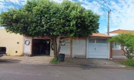 Linda casa de 4 dormitorios no Jardim Nova Santa Paula