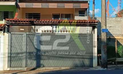 Charmoso Sobrado de 3 dormitorios na Cidade Jardim, Sao Carlos