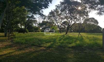 Terreno de alto padrao a venda na Vila Pinhal, Itirapina