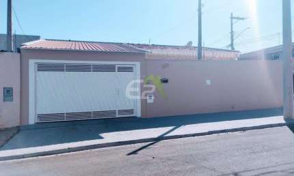 Casa padrao a venda no Jardim Jockei Club A, Sao Carlos