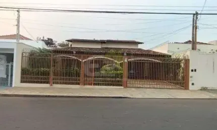 Sobrado de 6 dormitorios com suite e churrasqueira na Vila Nery, Sao Carlos