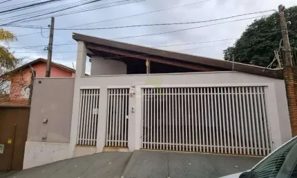 Casa a venda com 3 dormitorios e piscina em Jardim Nova Santa Paula, Sao Carlos