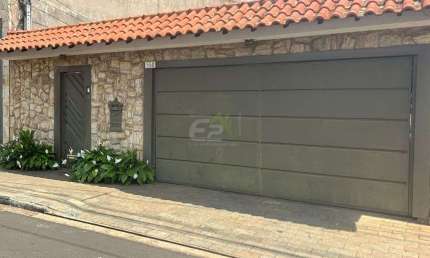 Casa de 4 dormitorios com ampla area externa na Vila Prado em Sao Carlos