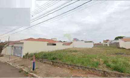 Terreno à venda no Planalto Paraíso, São Carlos  por R$ 405.000