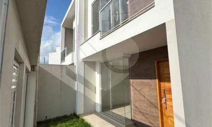Casa térrea com 2 quartos à venda em Jardim Amália - RJ