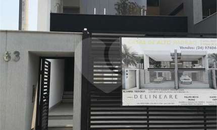 Duplex com 3 quartos à venda em Jardim Belvedere - RJ