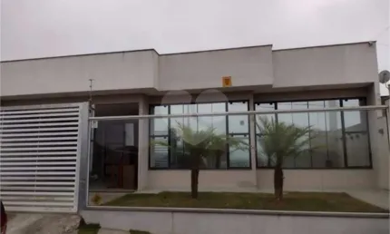 Casa com 3 quartos à venda na 7, Centro, Pinheiral