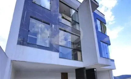 Apartamento com 2 quartos à venda em Jardim Amália - RJ