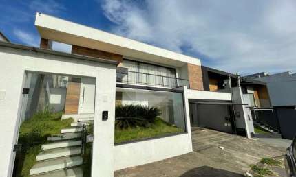 Casa com 3 quartos à venda em Jardim Belvedere - RJ