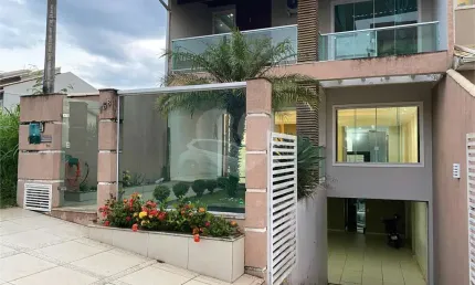 Casa com 2 quartos à venda em Jardim Normandia - RJ