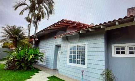 Casa com 4 quartos à venda na Professor Pinto Ferreira, Jardim Amália, Volta Redonda