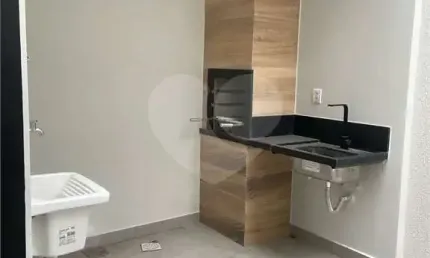 Casa com 3 quartos à venda na Vereador José Marques Simões, Jardim Amália, Volta Redonda