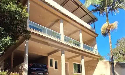 Casa com 3 quartos à venda na Quatro, Vila Rica, Volta Redonda