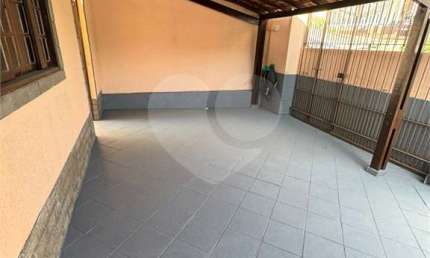 Casa com 2 quartos à venda na Jaraguá, Retiro, Volta Redonda