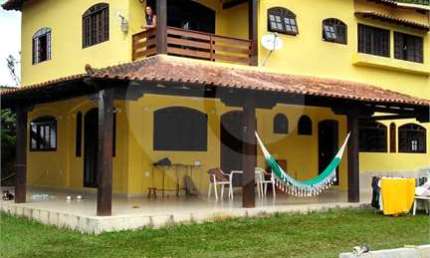 Fazenda à venda na Leonardo Pereira Montanhês, Centro, Piraí