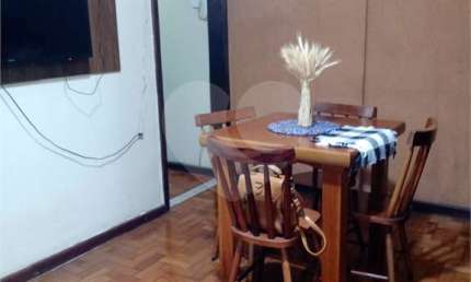 Apartamento com 1 quarto à venda na Joaquim Leite, Centro, Barra Mansa