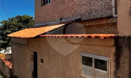 Casa com 2 quartos à venda na Ladeira Seis, Santo Agostinho, Volta Redonda