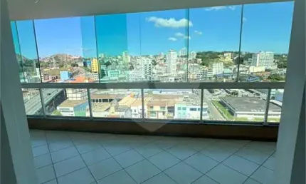 Apartamento com 3 quartos à venda na Nove De Abril, Aterrado, Volta Redonda