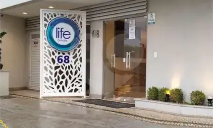 Sala comercial à venda na Cento E Cinquenta E Quatro, Laranjal, Volta Redonda