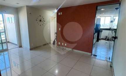 Apartamento com 2 quartos à venda na Nove De Abril, Aterrado, Volta Redonda