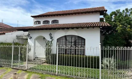 Casa com 4 quartos à venda na Vinte, Jardim Veneza, Volta Redonda