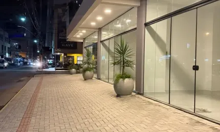 Ponto comercial com 1 sala para alugar na Rua 406, 298, Centro, Itapema