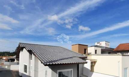 Casa 3 Quartos/dormitórios sendo uma suíte no bairro Bela Vista - Palhoça, no valor de R$ 430.500