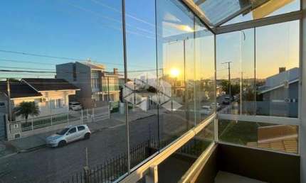 Casa de 3 dormitórios com suíte no Bairro Tomazetti