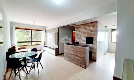 APARTAMENTO SEMI-MOBILIADO À VENDA, COM 3 DORMITÓRIOS, 1 SUÍTE, CHURRASQUEIRA E VAGA DE GARAGEM