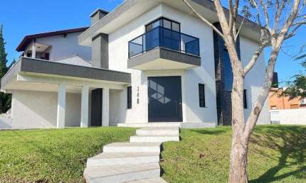 Casa a venda recém construída  no condomínio Cantegrill