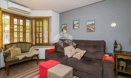 Casa com 3 quartos à venda na Rua Criciúma, 345, Ipanema, Porto Alegre