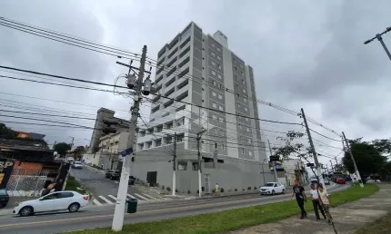 Apartamento  Novo, 50m² com 2 Quartos/Dormitórios, 1 Vaga de Garagem