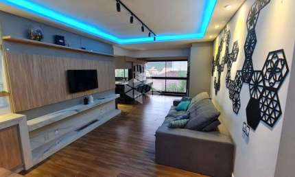 Deslumbrante apartamento na Praia Brava, com 3 dormitórios - À 100 metros do mar