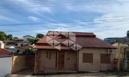 Imóvel três dormitórios a venda Bairro Santa Isabel