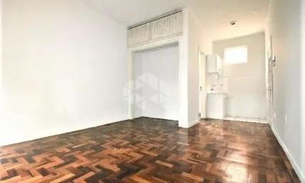 Jk lindíssimo desocupado  próximo Shopping Praia de Belas e Tribunal Justiça