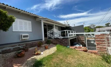 Casa com 3 quartos à venda na Professora Irani Reuter, 33, Castelo Branco, Santa Cruz do Sul