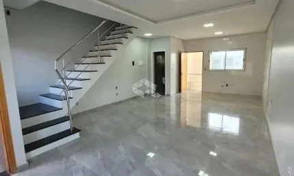 Sobrado com 152m² - 3 dormitorios  no Bairro Campestre, São Leopoldo