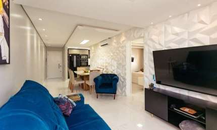Apartamento com dois dormitórios, 72,93² privativos, com uma vaga de garagem coberta. Em Porto Alegre RS