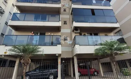 Apartemento semi mobiliado com 64 m²,  2 dormitórios, sacada,  living amplo,  vagas cobertas e elevador no Centro de São Leopoldo RS.