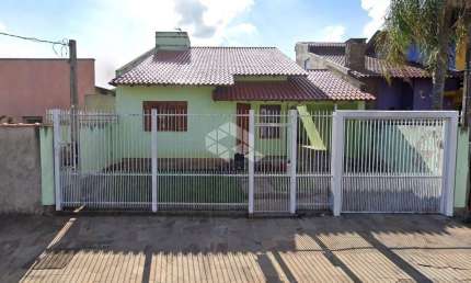 Excelente  casa 03 quartos Vila Márcia -Cachoeirinha