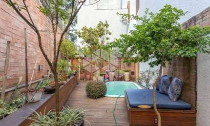 CASA EM CONDOMÍNIO 4 QUARTOS E 2 VAGAS DE GAREGEM NO BAIRRO JARDIM ISABEL