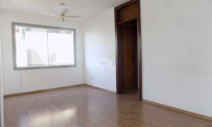 Amplo apartamento 02 dormitórios para venda no bairro Glória ao lado Bourbon Teresópolis