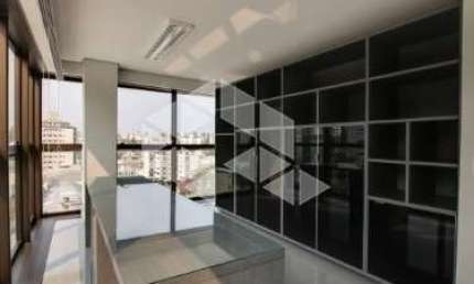 Sala com 67,68 m² e 01 box de garagem, Mobiliada no Bairro Pio X em Caxias do Sul!!